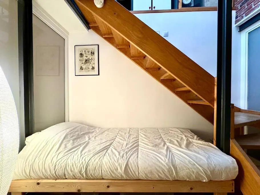 Tres Bel Appartement 5P Montmartre Paris