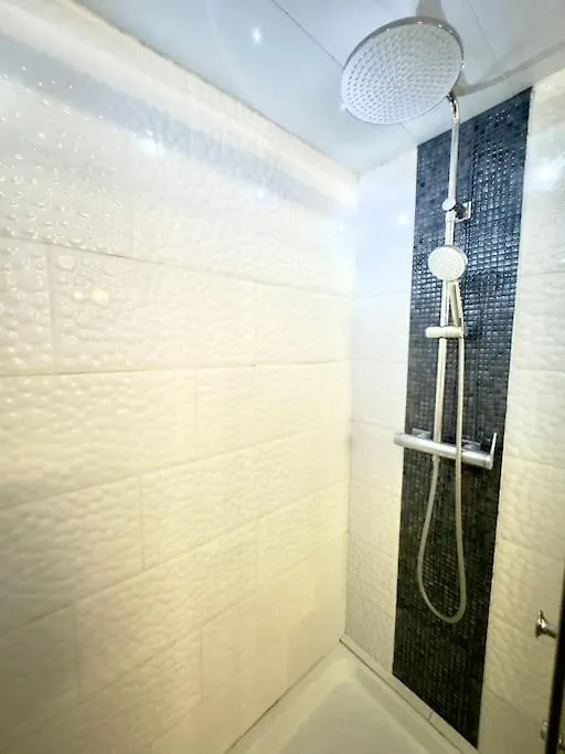 Apartment Tres Bel Appartement 5P Montmartre Paris