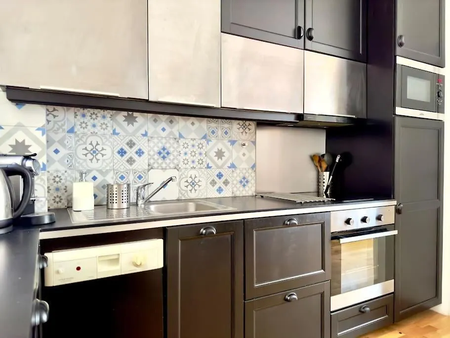 Tres Bel Appartement 5P Montmartre Paris 0*,  France