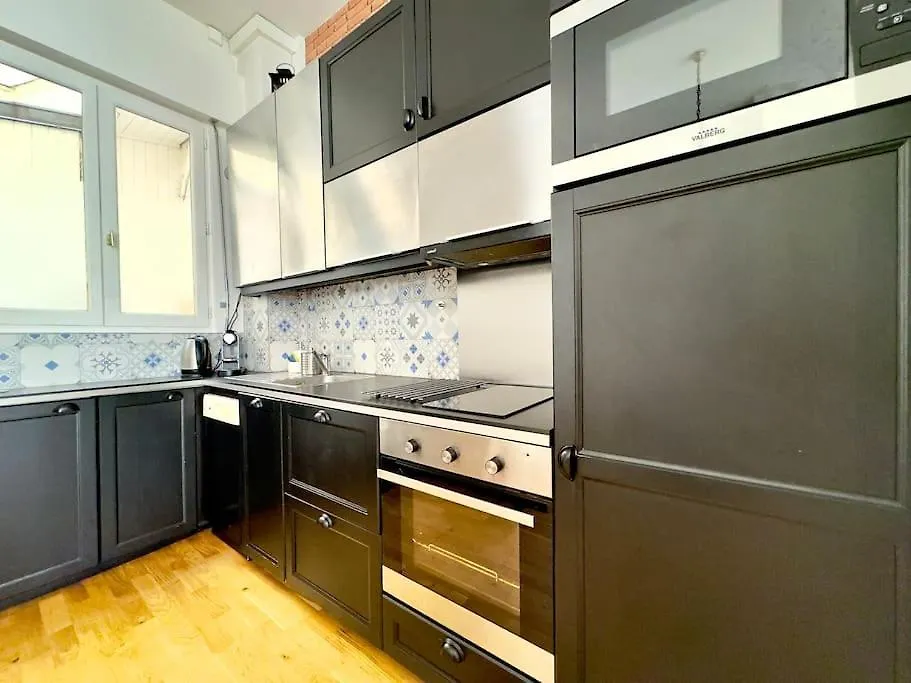 Apartment Tres Bel Appartement 5P Montmartre Paris France
