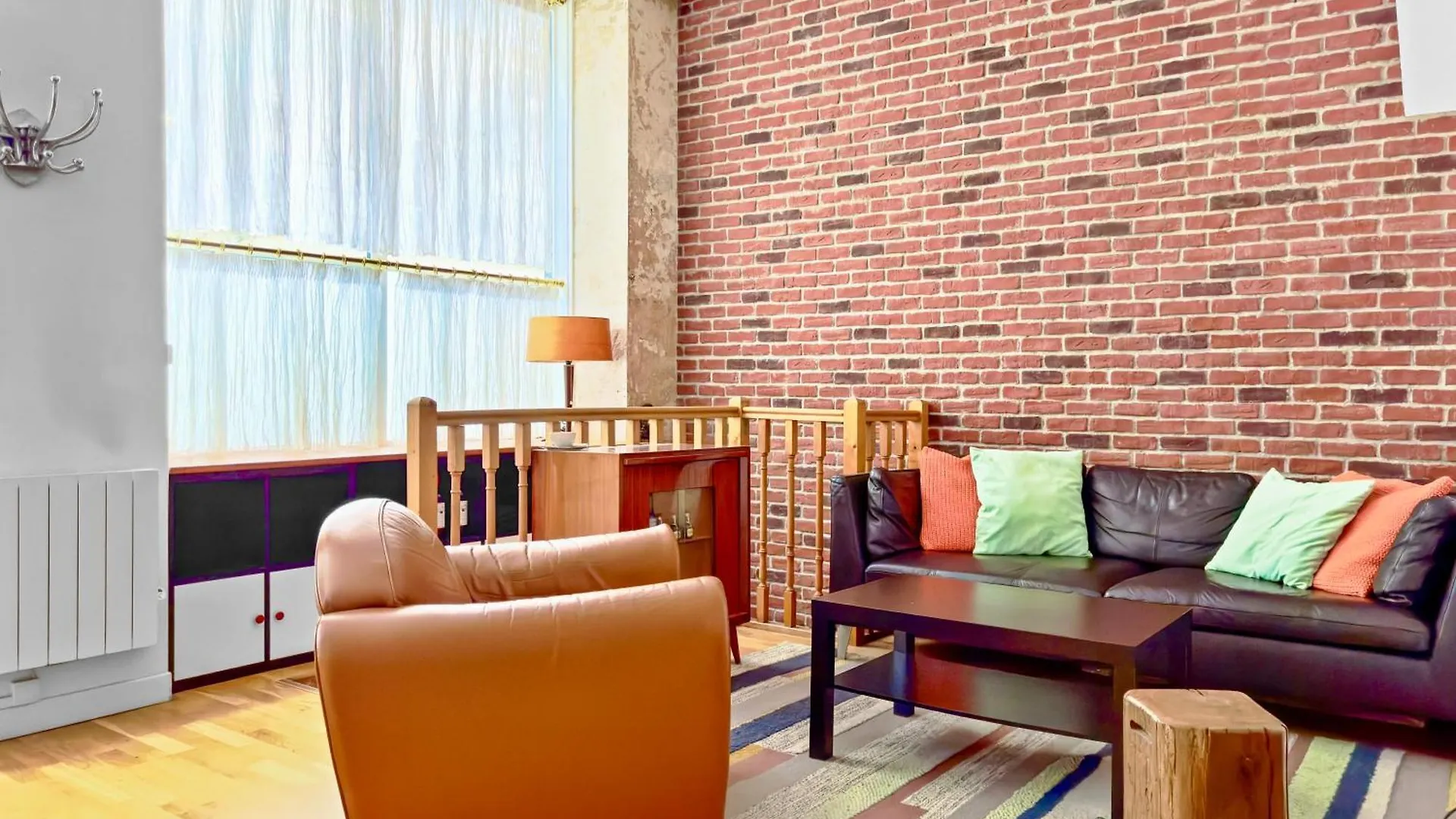 Tres Bel Appartement 5P Montmartre Paris