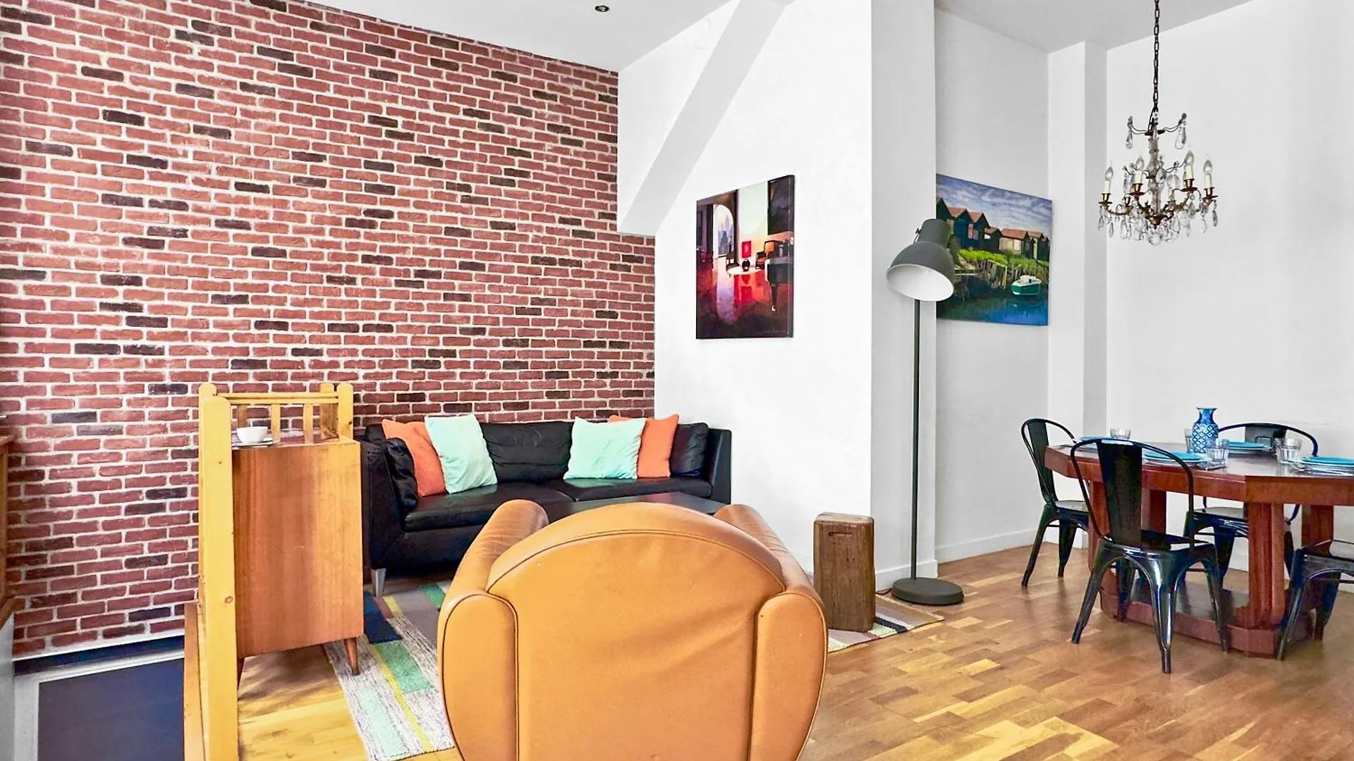 Tres Bel Appartement 5P Montmartre Parigi 0*,